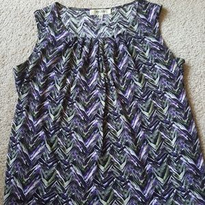 Dressbarn Chevron Sleeveless Shell